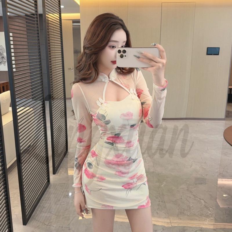 Chic Modern Cheongsam: Sexy Hollow-Out Print Slim Fit Dress XL розовый