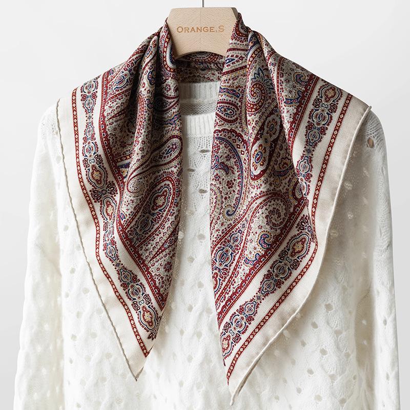 Mulberry silk wool 65 silk wool blended noble cashew nut square scarf your daughter spring and autumn paisley high-end silk scarf Standard