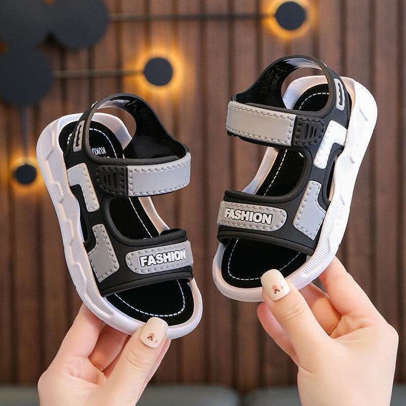 

Children s boys sandals 2025 new soft-soled non-slip children s handsome fashion middle school children, primary school students, baby classmates 21 yards inner length 14.5cm серый