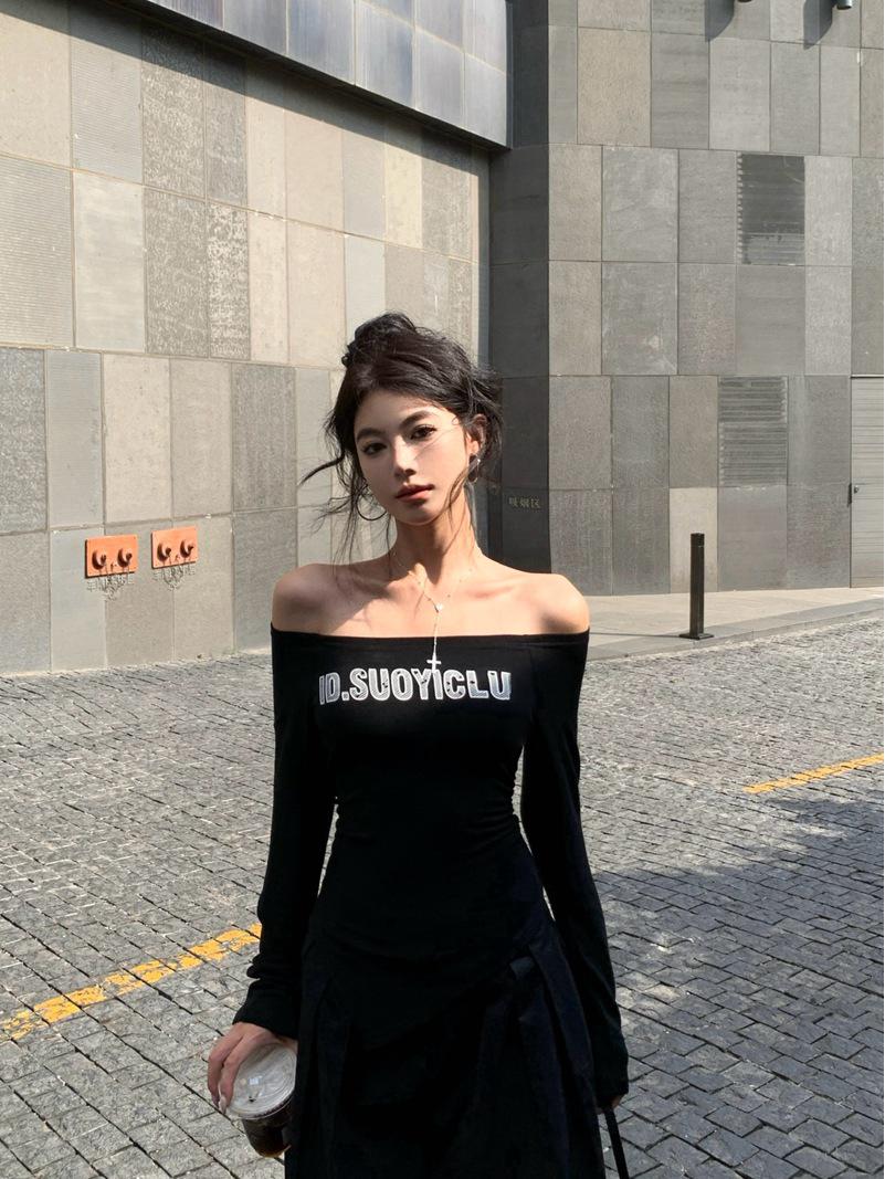 2026 Retro Spicy Girl One-Shoulder Slit Pleated Long Sleeve T-shirt One Size чёрный