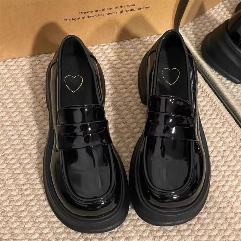 

Ретро черные туфли Мэри Джейн на платформе из маленькой кожи женские 2025 весна и лето новые японские jk универсальные в университетском стиле одинарные туфли 35