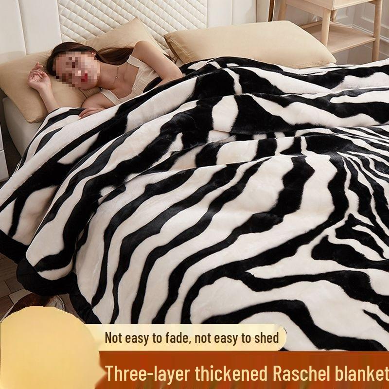 G5Z Double Layer Winter Blanket: Thick Flocked Raschel & Milk Fleece for Cozy Naps.
