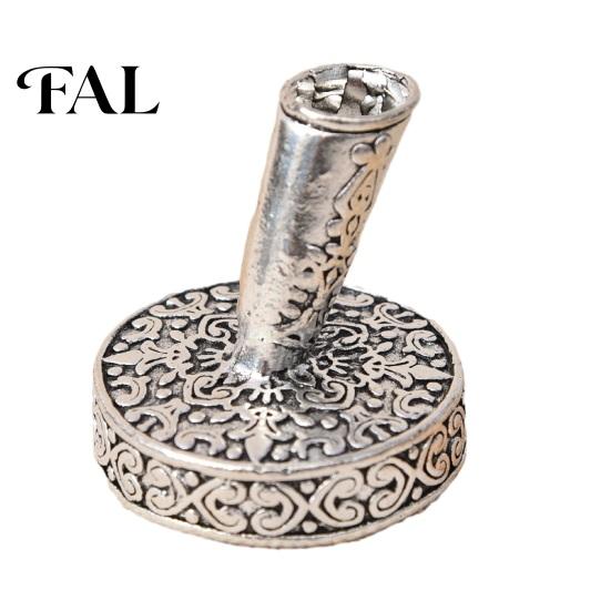 Metal Dip Pen Stand Vintage Round Holder, Durable Exquisite Carved Desktop Ornament, Calligraphy Base Pens And Quill Supply, for Desk Decoration