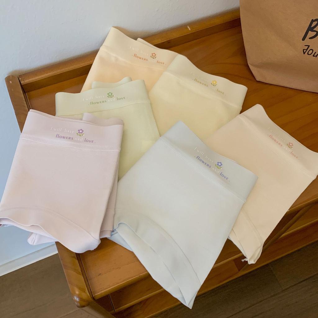 Women's Mid-Waist Cotton Underwear with 10A Mulberry Silk Antibacterial Gusset