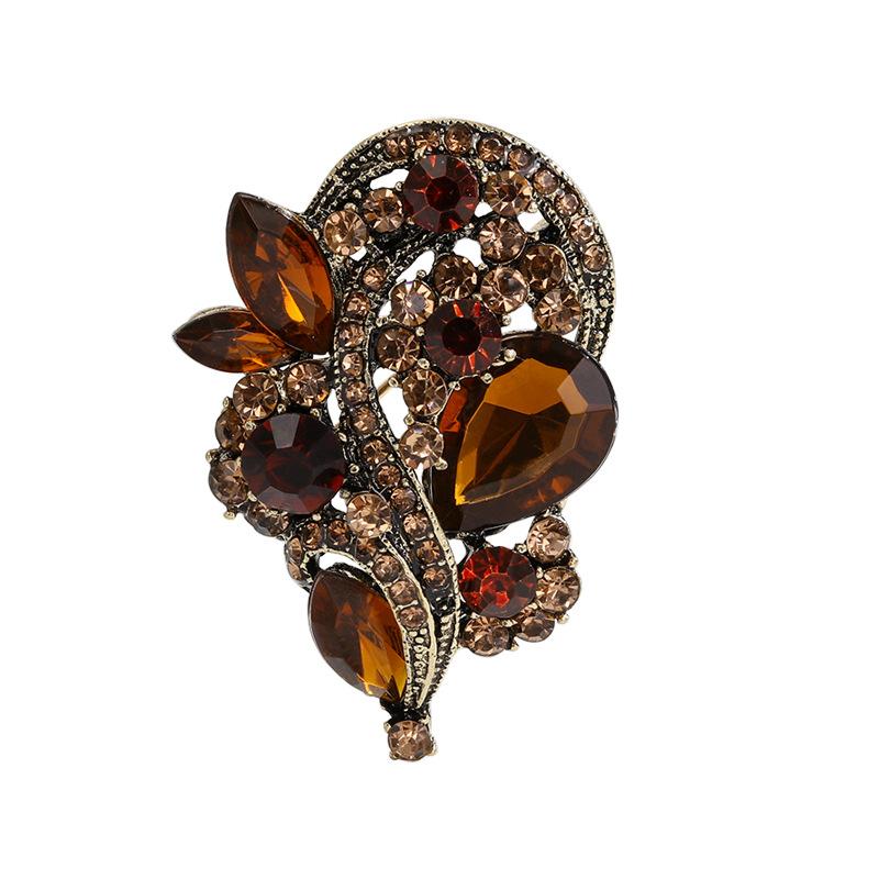 Fashion High-end Brooch Female Retro Design Niche Full of Diamonds, Plants, Flowers, Crystal Brooch Jewelry, Pin Buckle