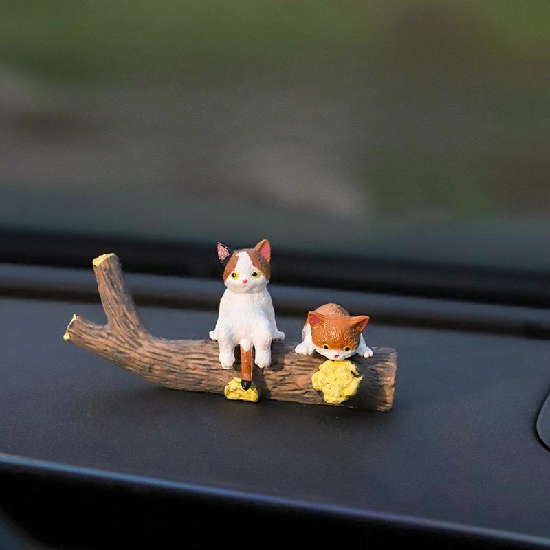 5pcs/set Office Desktop Mini Cute Kitten Ornaments Computer Car Center Console Display Edge Decoration Decoration