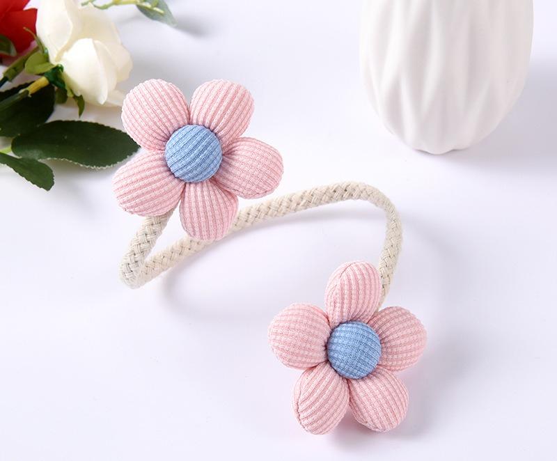 

Cute Flower Twist Curtain Tiebacks, Colorful Kids Room Decor, Punch-Free Adjustable Soft Furnishings Accessories. ONE SIZE FITS MOST&FABRIC