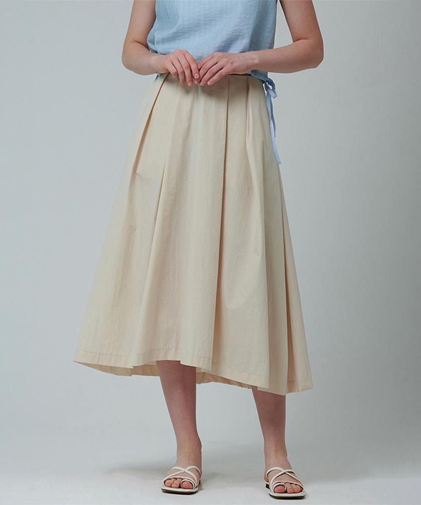Pin Black Pintuck Flare Volume Skirt Beige