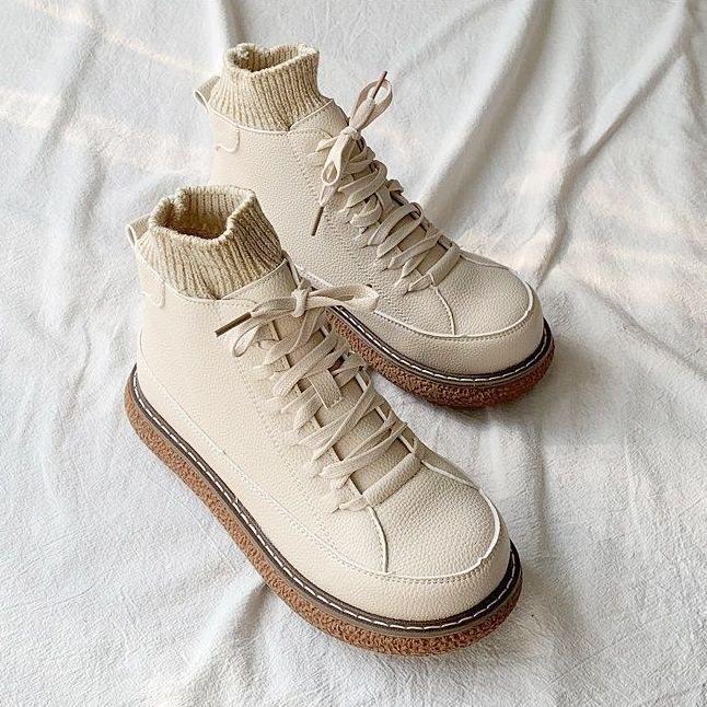 2025 Women's British Style Round Toe Martin Boots: Mori-Inspired, Thick Sole, Plus Velvet, Autumn/Winter with Socks