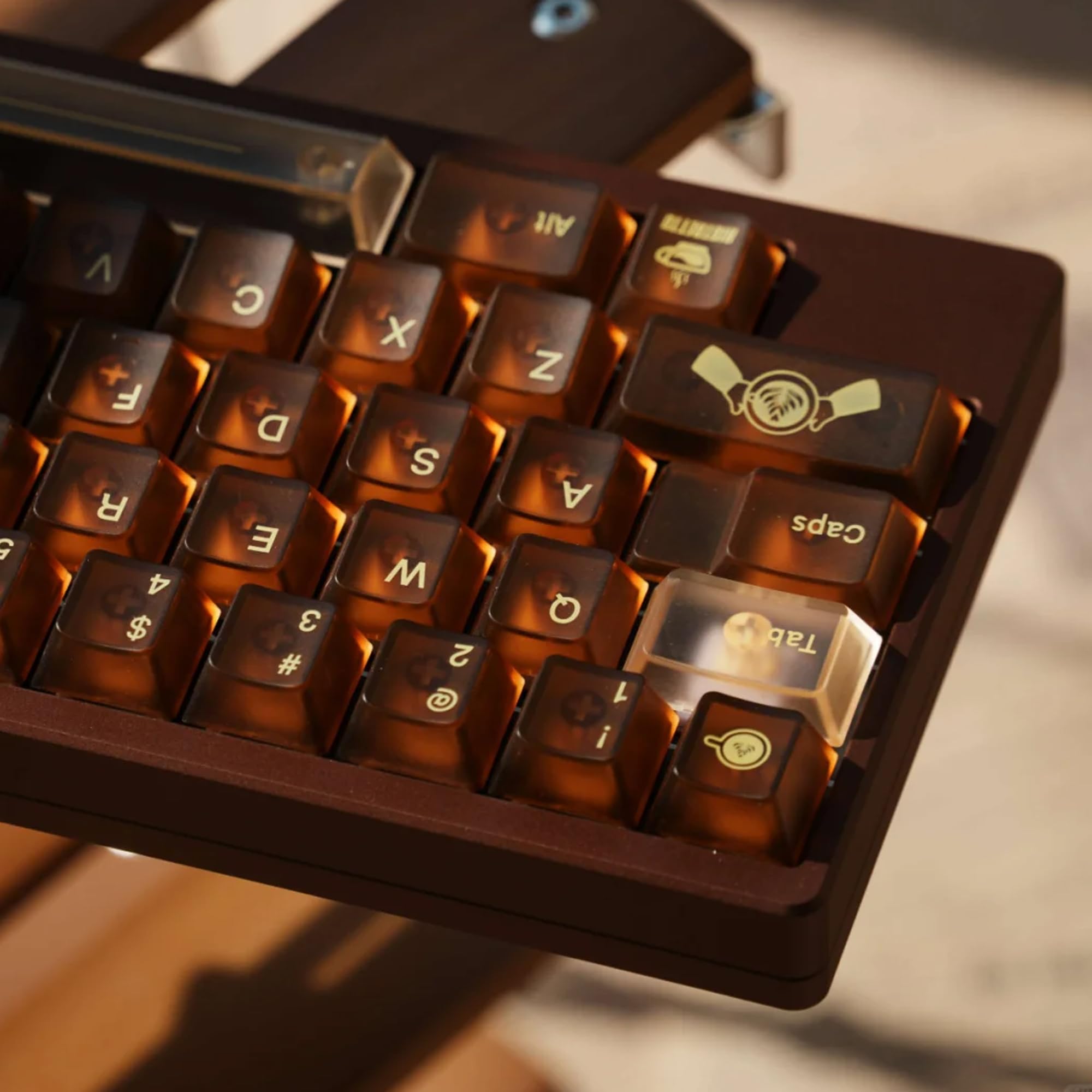 

Mintcaps Transparent Keycaps 153 Keys Brown PC Cherry Profile Keycap Set for Cherry Gateron Mx Switches Mechanical Keyboard -