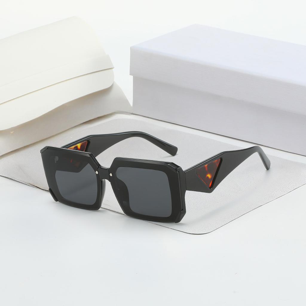 Vintage SunGlasses For Women Large Size Square Stylish Sunglasses Retro Style Glasses Shades Female Eyewear UV400 Eyewear