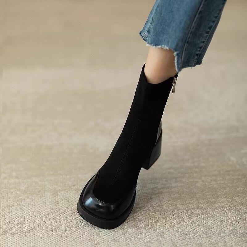 2025 Retro Chunky Heel Sockenstiefel: Damen Stiefeletten im britischen Stil mit hohen Absätzen und dicken Sohlen für Influencer