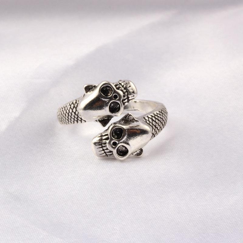 Europäischer und Amerikanischer Dominanter Schmuck Offener Doppelköpfiger Totenkopf Mode Ring Herrenring Schmuck