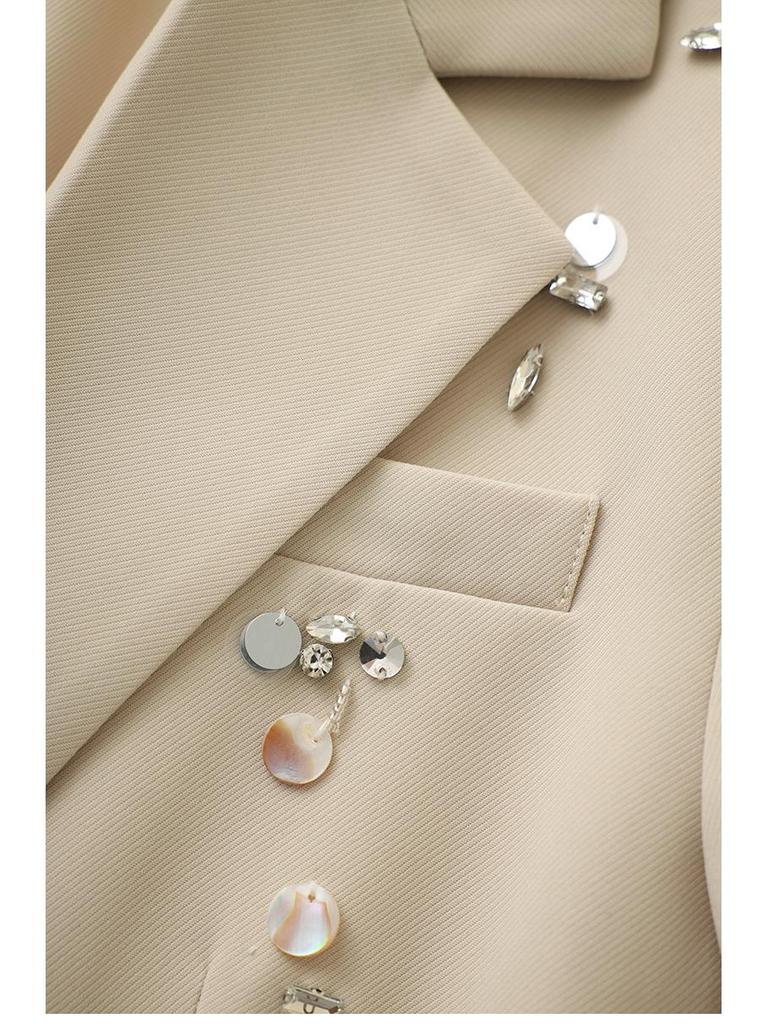Elegant European Women's Blazer Set: Autumn 2025 Beaded Slim Fit Suit