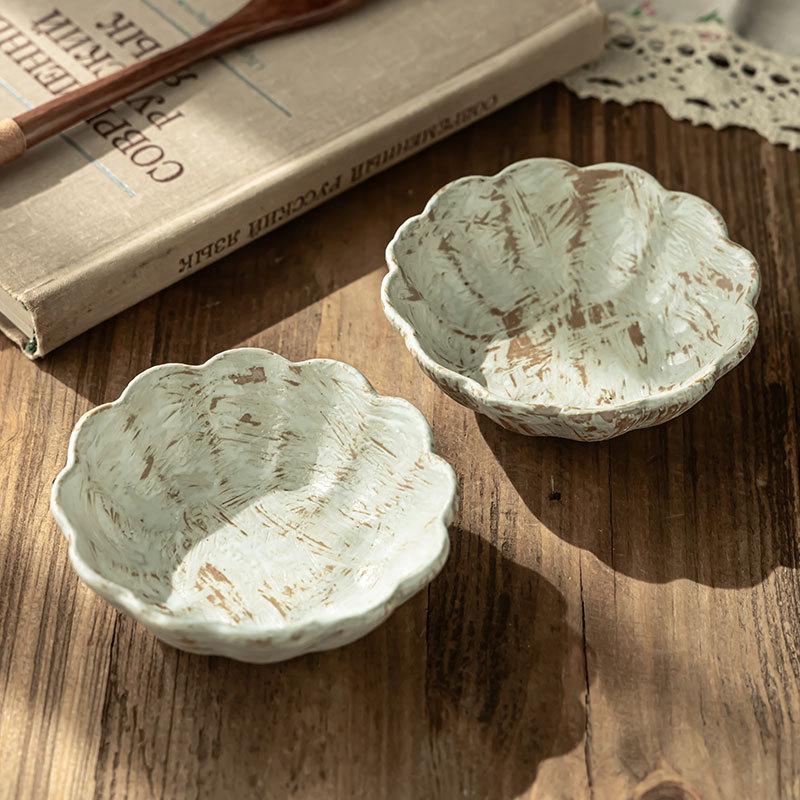 Retro Handmade Coarse Pottery Taste Plate Creative Hand-Painted Lace Ceramic Plate Japanese-Style Household Tableware Seasoning Plate Dipping Plate