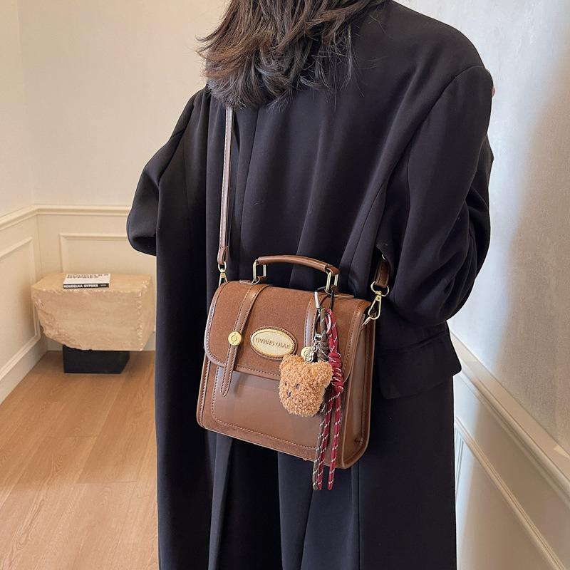 Niche Design Backpack Women's New Fashion Leisure College Style Versatile Single Shoulder Messenger Bag Bag