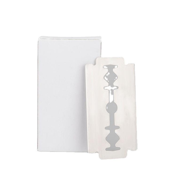 

Maria Heart Double-Sided Children s Hair Thinning Razor Comb