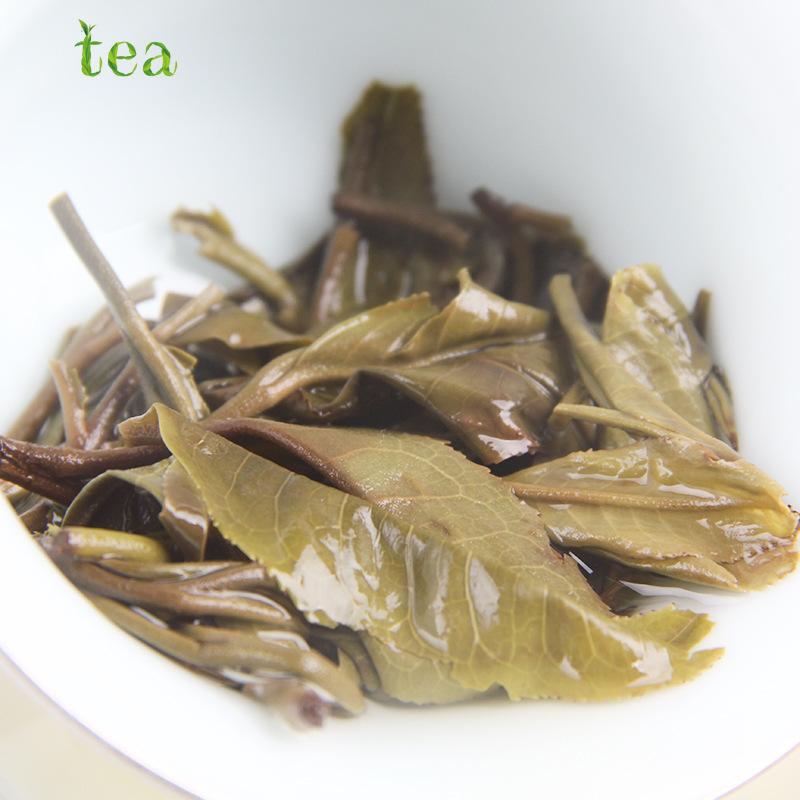 Puer Tea Raw Tea Cake 2021 Yi Wu Tea Area Fenghuang Wo Ancient Tree Pure Material Puer Tea Rations Raw Tea.