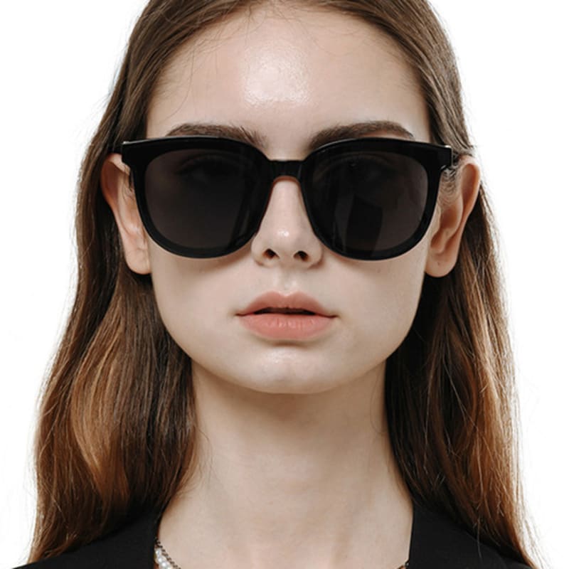 

FACETION Oversized Flat Bar Sunglasses Kendall (C1) c1_black