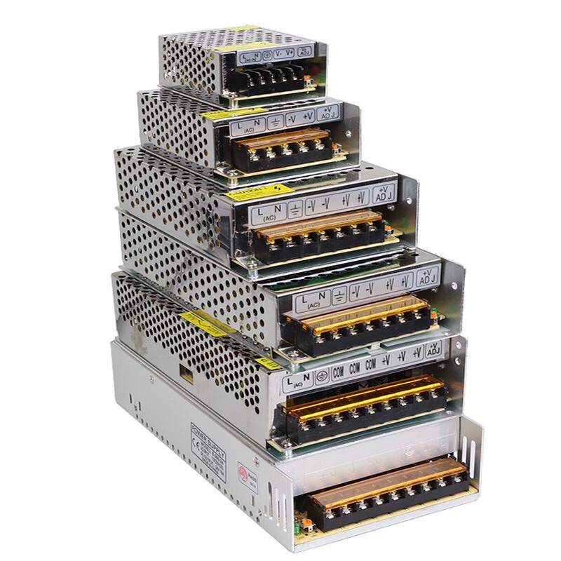 Xunhuo 12V 12.5A 150W Spínaný napájecí zdroj CN zástrčka (adaptér součástí dodávky)