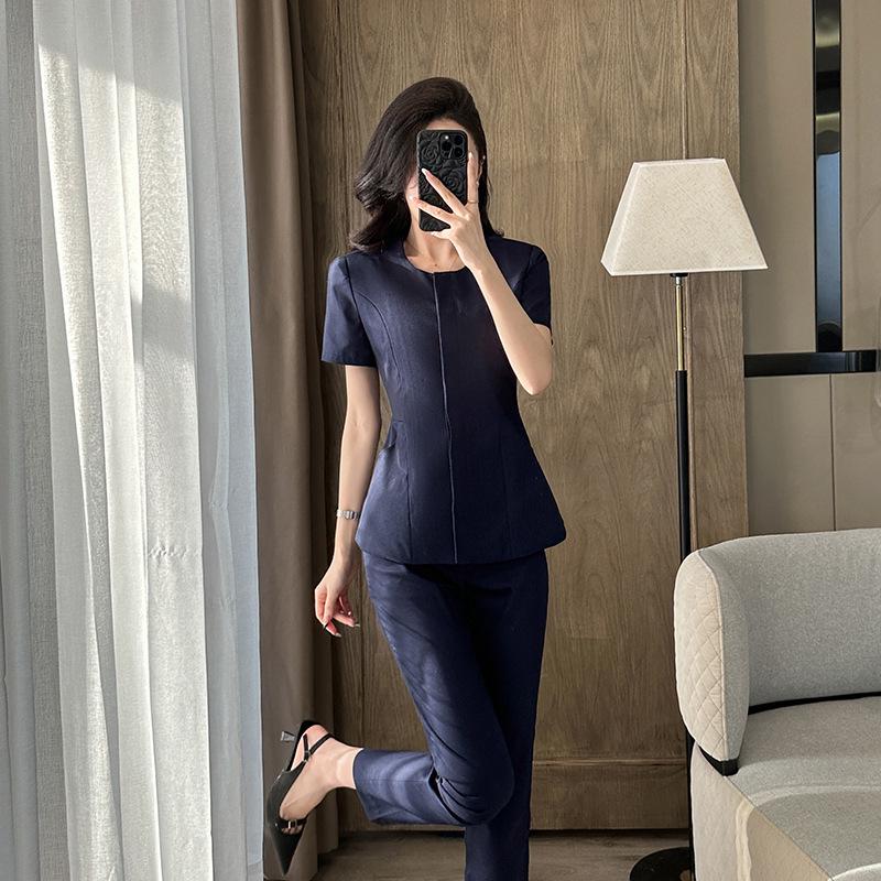 

Dark Gray Short-Sleeved Women s Professional Suit for Jewelry Store, Salon, and Hotel Front Desk. XXXL