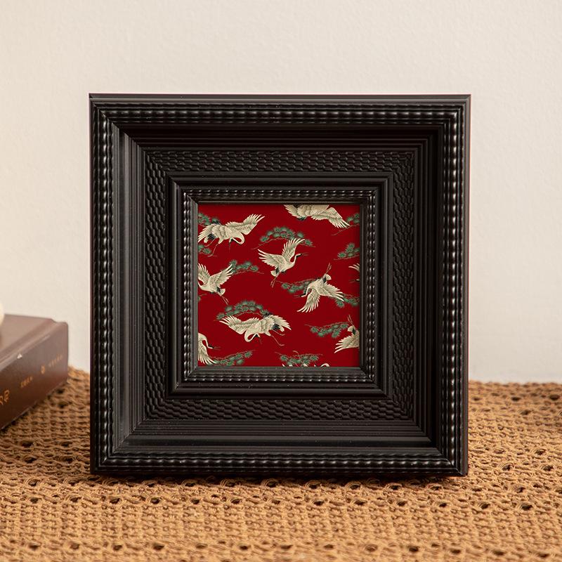 High-End Vintage-Style Oil Painting Frame: Customizable, Tabletop or Wall-Mount, Pre-owned Sketch Display