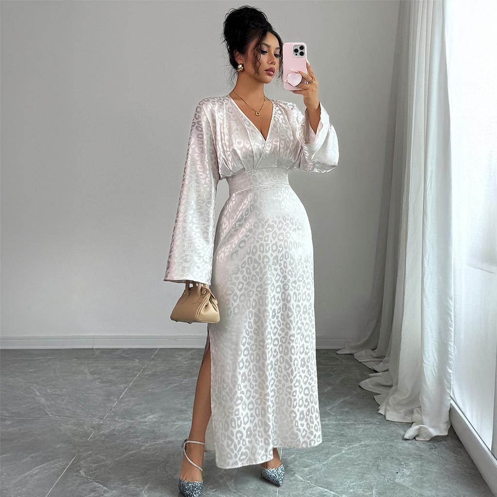 Cross-border, European and American temperament elegant long-sleeved deep V-long skirt dress women's clothing  autumn and winter  independent station
