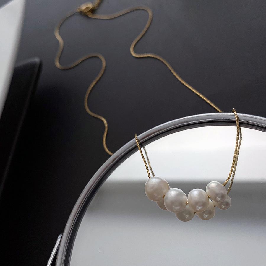 

2022 Женское ожерелье из титановой стали с натуральным жемчугом класса люкс - Высококлассная невыцветающая цепочка для ключицы, Дизайн малой группы