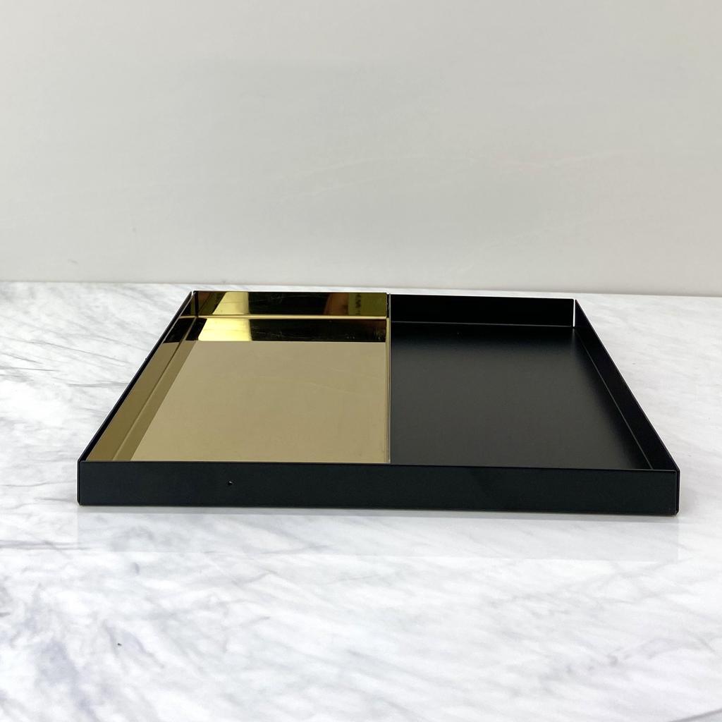 Nordische moderne Desktop-Aufbewahrung, Metalldekoration, schwarzes quadratisches Tablett, längliches zweifarbiges Aufbewahrungstablett, Musterzimmer-Ornamente