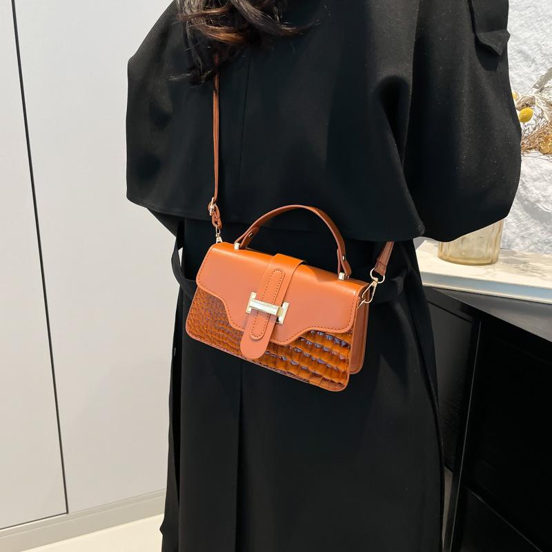 Foreign style light luxury casual simple handbag 2025 new retro niche design trend single shoulder crossbody small square bag