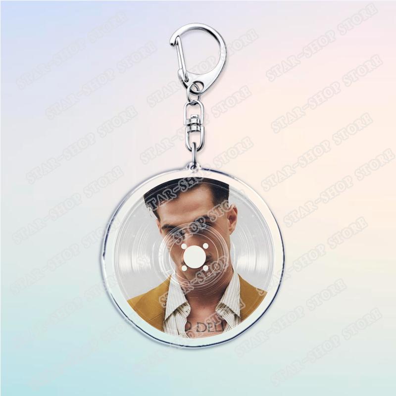 

Popular Band Singer David Damiano Keychain for Accessories Music CD Eurovision Victoria De Angelis Keyring Jewelry Fans Gifts