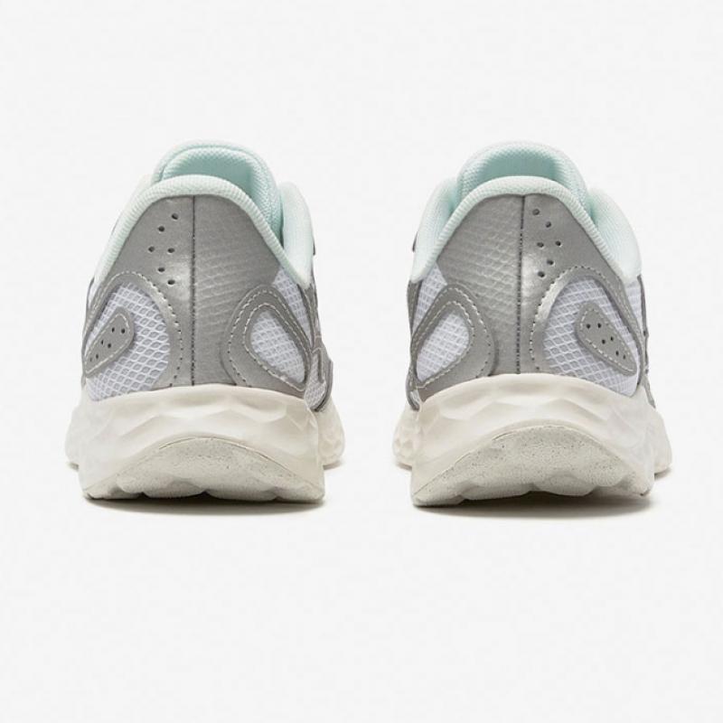 New Balance Nbpfef779s Fresh Form Arish V4 Women D Silver