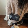 Autumn New Retro British Saddle Messenger Bag Women's Bag Niche High-end Simple Shoulder Small Square Bag