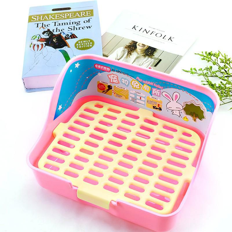 Raised Anti-Splash Triangle Pet Toilet for Rabbits, Guinea Pigs, and Chinchillas – Small and Large Sizes Available