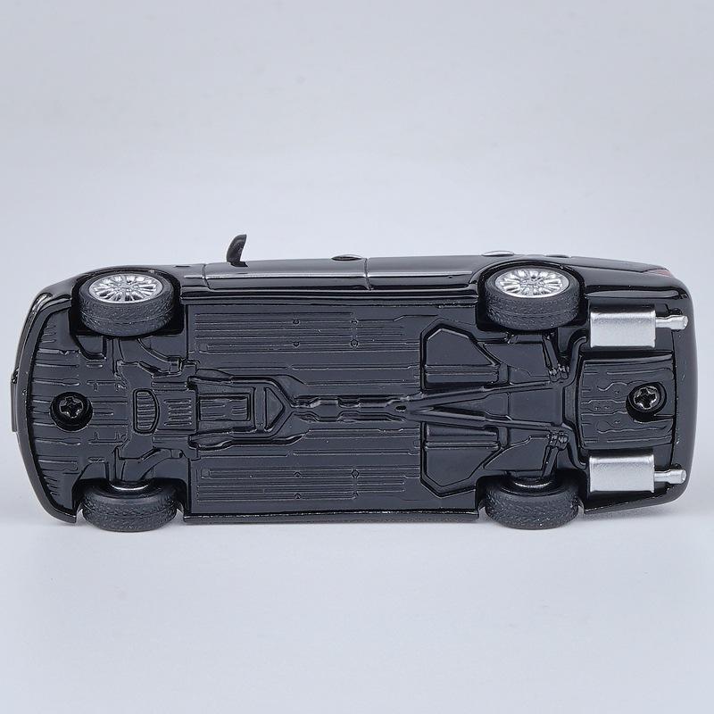 1/64 Toyota Crown Alloy MiniatureCar Model Diecast Metal Scale Car ModeStatic Collection Children Toy Car Vehicles Gift