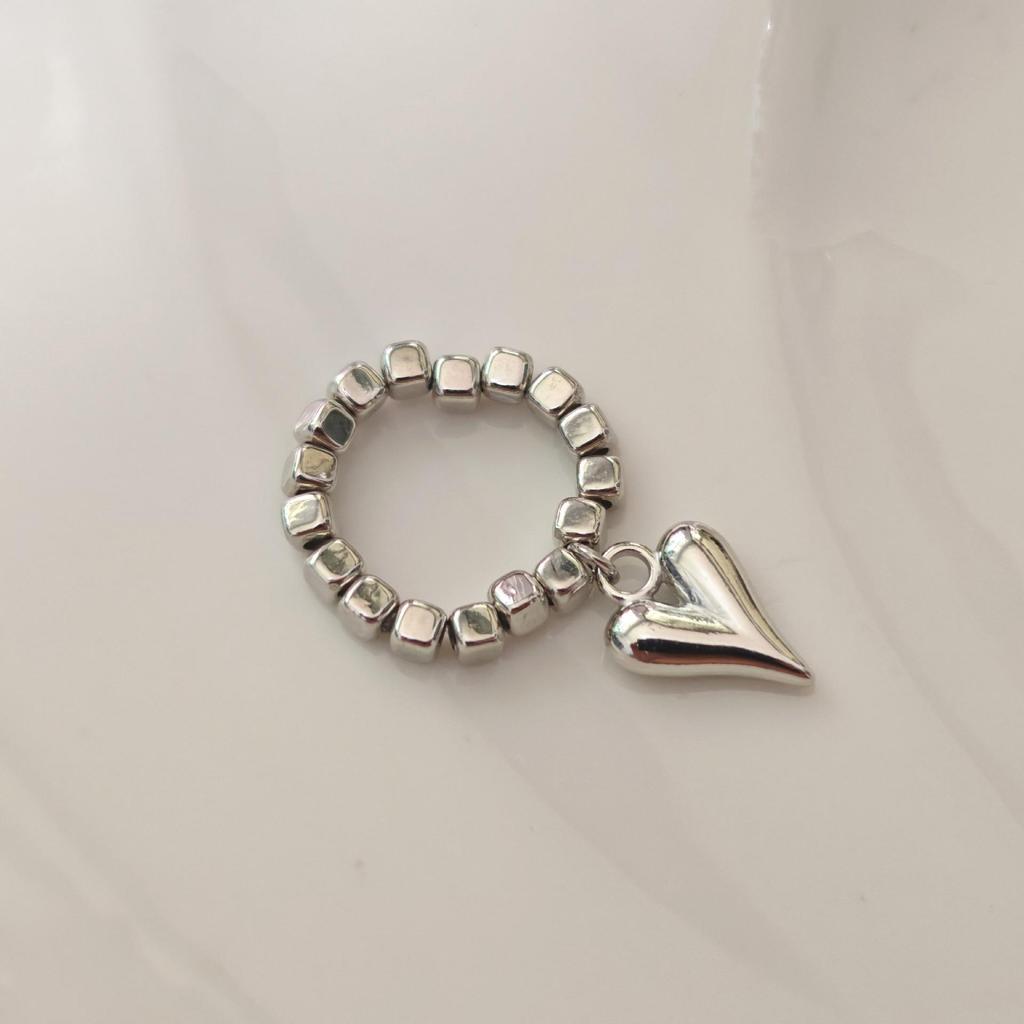 Cross-Border Jewelry Square Beaded Elastic Ring with Glossy Heart Accent