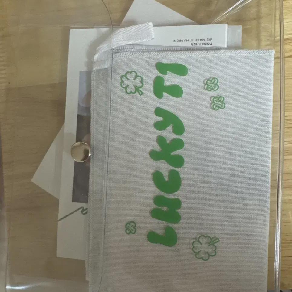 

Lucky T1 Keria Package