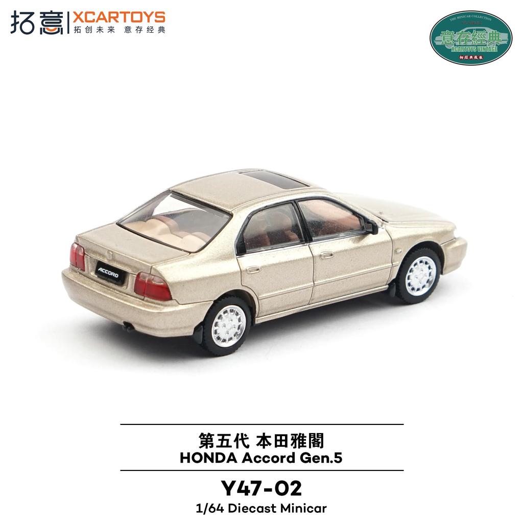 Takui Honda Accord 5th Generation Champagne Gold Finished Model (XCARTOYS) 1/64 - Y47-02