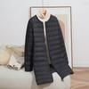 Herbst und Winter wellenförmiges Muttermodell neue leichte und dünne mittellange und lange Rundhals-Daunenjacke lockere und dünne Kragenlose Jacke