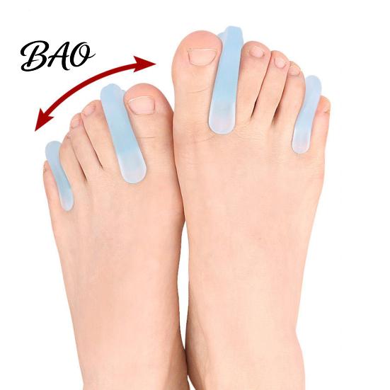 Comfortable Toe Separator 2PCS Gel Separator, Soft Flared Spreader Straightener, Ultra-Thin Non-Slip A-shaped Bunion Corrector, for Overlapping