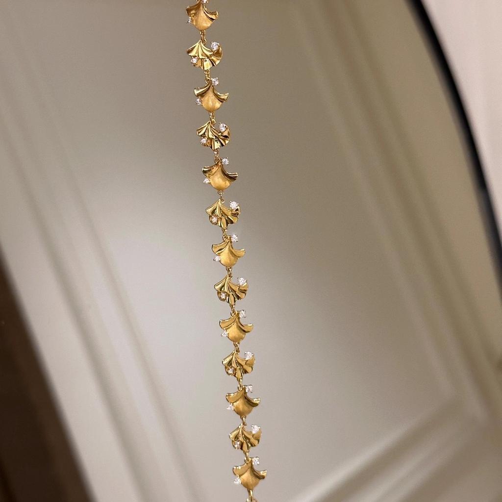2026 Gold Brushed Diamond-encrusted Ginkgo Leaf Bracelet Light Luxury High-end Heavy Industry Thousand Gold Feeling National Style Leaf Jewelry