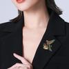 Winged Parrot Brooch High-End Women'S Luxury  Animal Brooch Elegant Niche Design Lapel Pin Suit Coat Jewelry Accessory