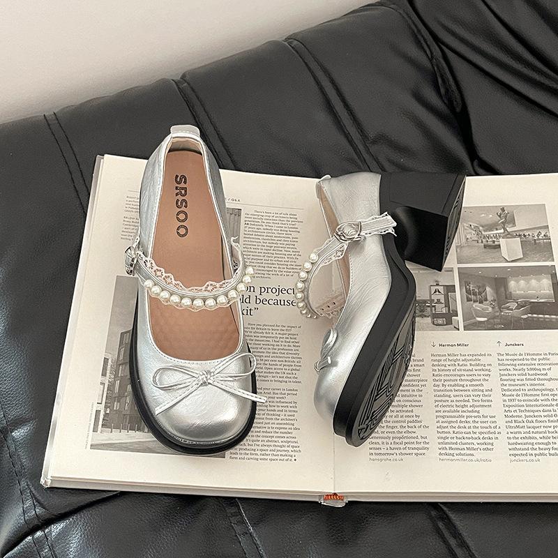 French bow pearl one-word small leather shoes women's 2025 new high heels women's shoes thick sole heightened thick heel single shoes