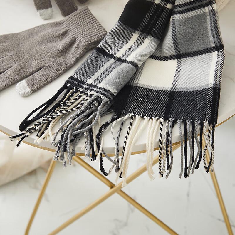 Hengyuanxiang Winter Scarf, Hat & Glove Set