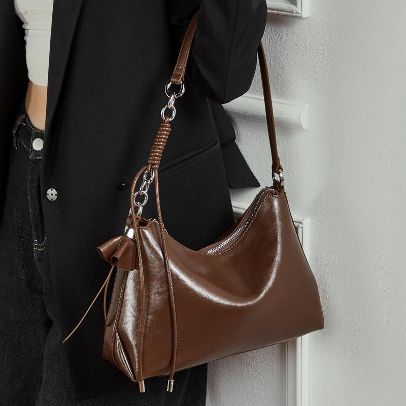 Leather Women'S Shoulder Armpit Bag, Messenger Bag, High-End Pillow Bag, Large-Capacity Commuter Leisure Bag