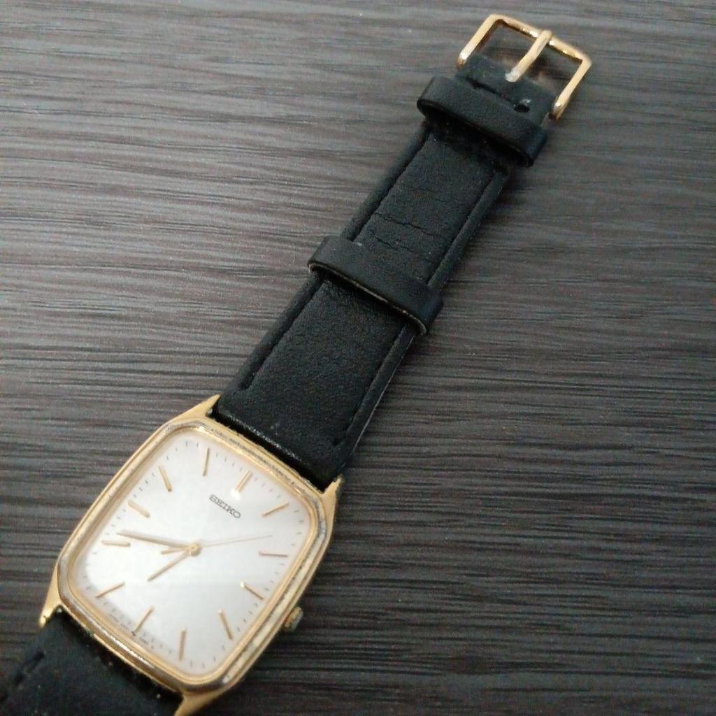 [USED] SEIKO Gold Black Analogue Watch