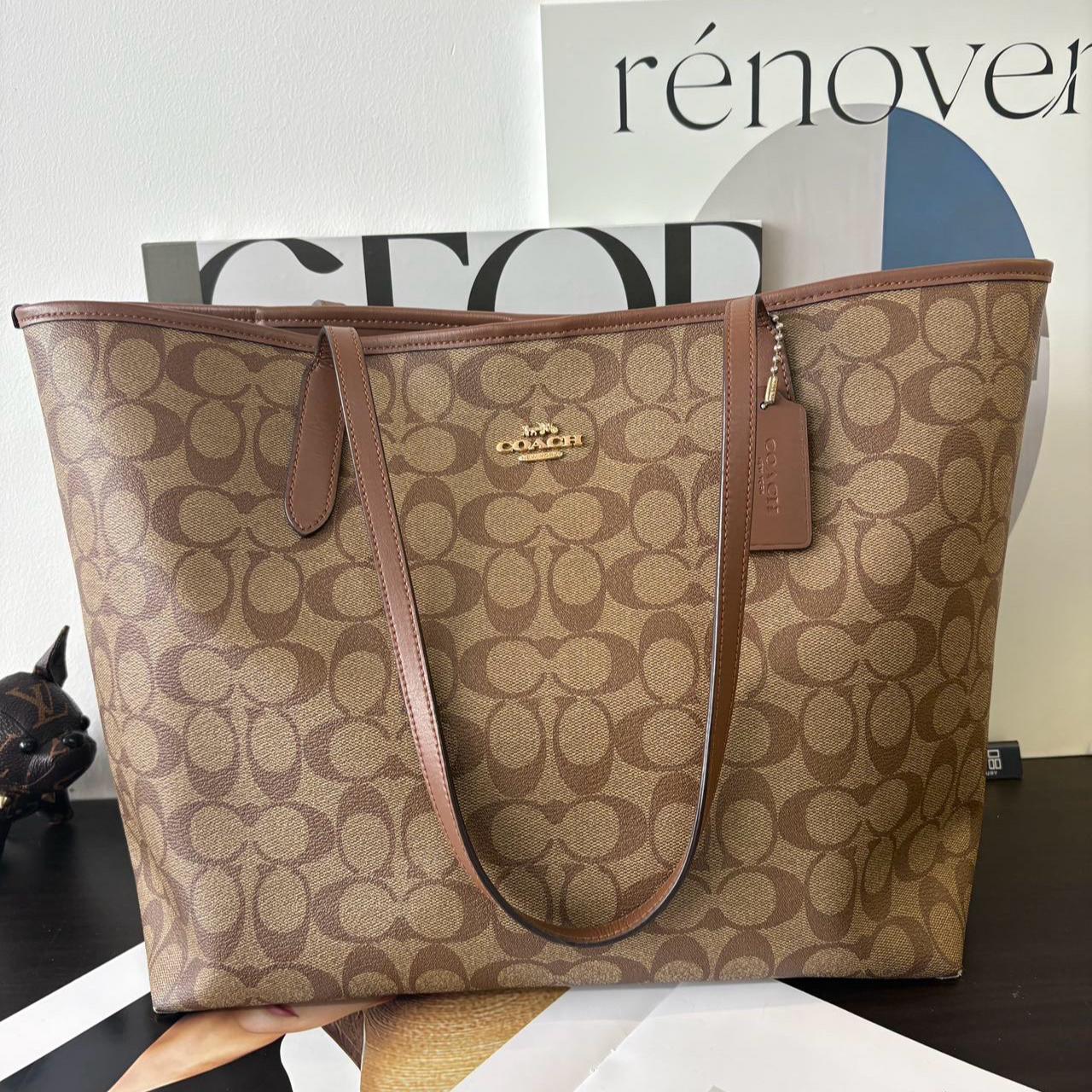 [Pre-Owned] City 33 Classic Monogram Large Capacity Tote Bag - Excellent #1WXSKUH ONE SIZE