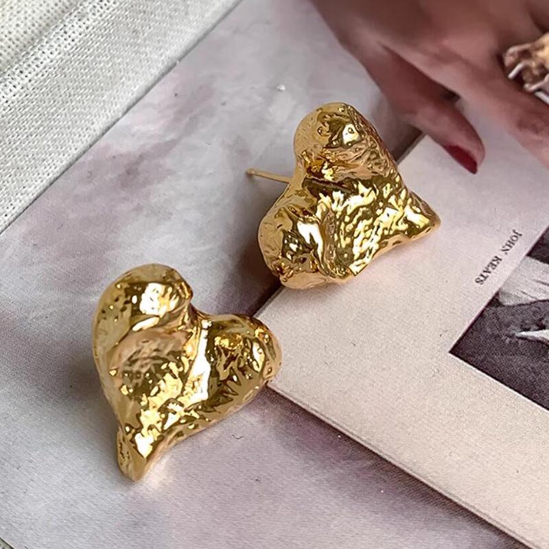 2024 Exquisite Unisex High-End Plated Stud Earrings