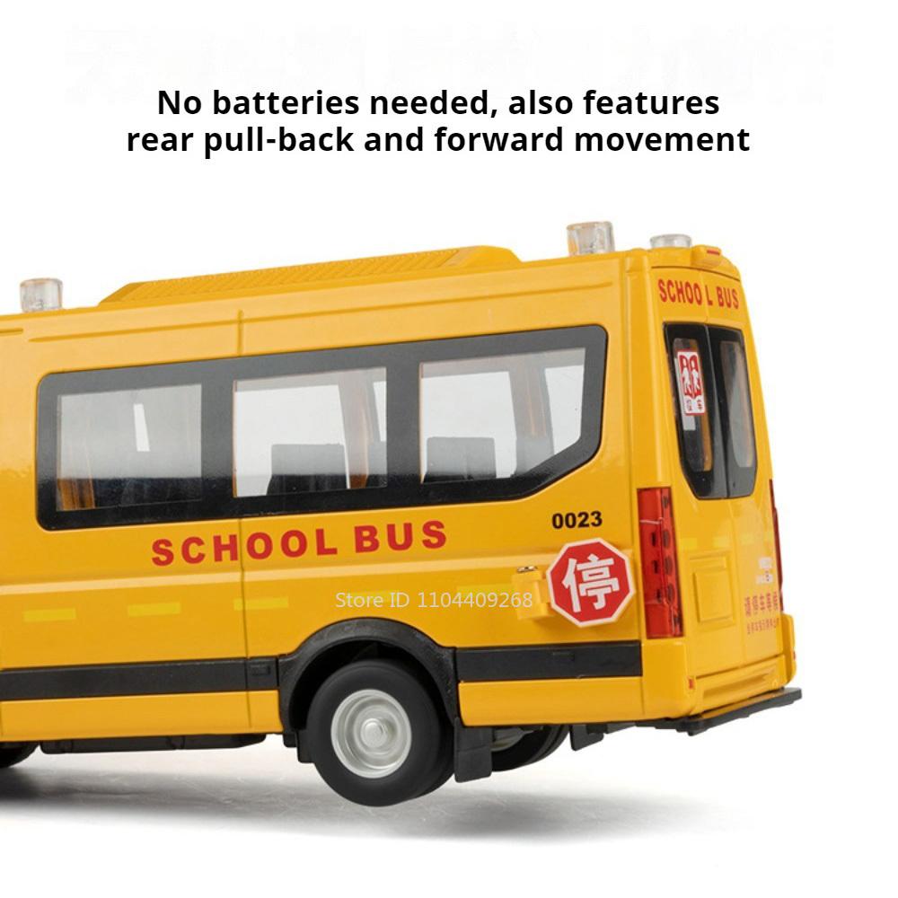 1:24 School Bus Ambulance Car Model Toy Metal Diecast Sound Light Pull Back Miniature Vehicles Models for Kids Holiday Gifts