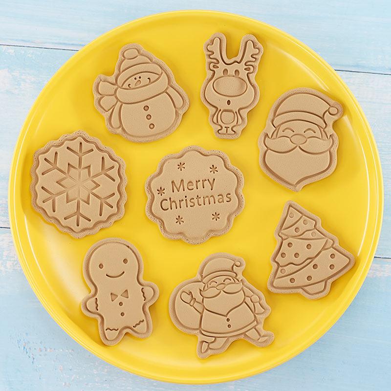 8Pcs DIY Christmas Cookie Cutter Set Xmas Cookie Mold 3D Cartoon Biscuit Mould Christmas Baking Mould Cookie Decorating Tools